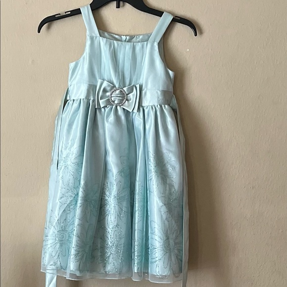 Girls dresses both for $24 - Picture 2 of 2